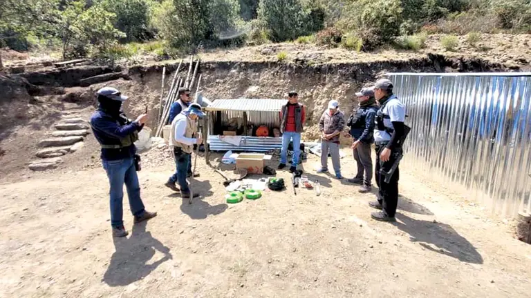 La intervenci&oacute;n de la AJAM en actividad minera ilegal, este 30 de agosto./ AJAM