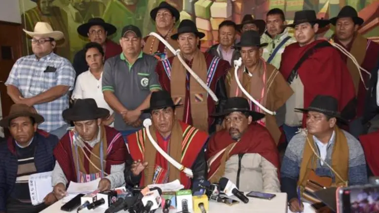 La CSUTCB saluda el &ldquo;retroceso&rdquo; de la facci&oacute;n evista, rechaza la confrontaci&oacute;n y reitera su llamado a la unidad