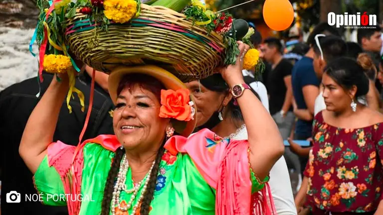 As&iacute; se celebra la fiesta de Comadres en Tarija./ NO&Eacute; PORTUGAL