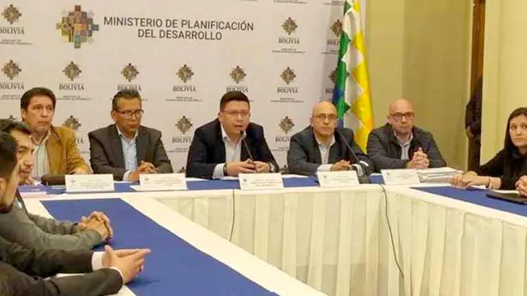 La reunión se realizó la tarde de este lunes./ OXIGENO.BO