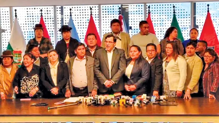 Diputados "arcistas" en conferencia de prensa en La Paz./ ABI