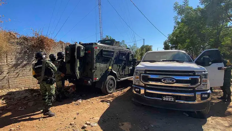 Fotograf&iacute;a de archivo donde aparecen integrantes del Ejercito Mexicano en la zona donde fue capturado Ovidio Guzm&aacute;n, hijo del 'Chapo', el pasado 5 de enero de 2023 en Culiac&aacute;n, Sinaloa (M&eacute;xico). EFE