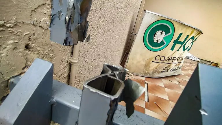 La situaci&oacute;n de la cooperativa Hospicio, entidad que fue violentada. DICO SOL&Iacute;S
