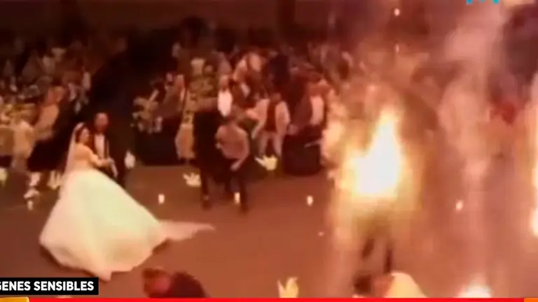 Imagen del momento del incendio en la boda en Irak. CAPTURA PANTALLA