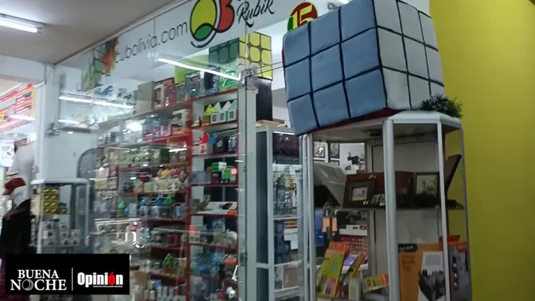 Frontis de la tienda Cubolivia, en el centro de la ciudad./ CAPTURA DE VIDEO