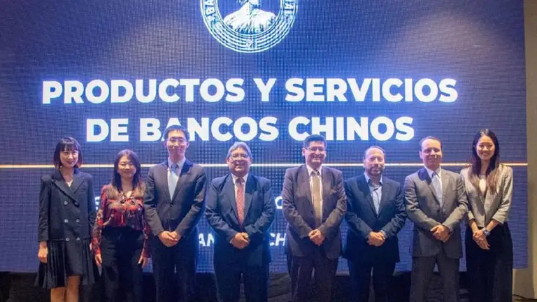 Encuentro entre autoridades bolivianas y representantes financieros chinos. BCB