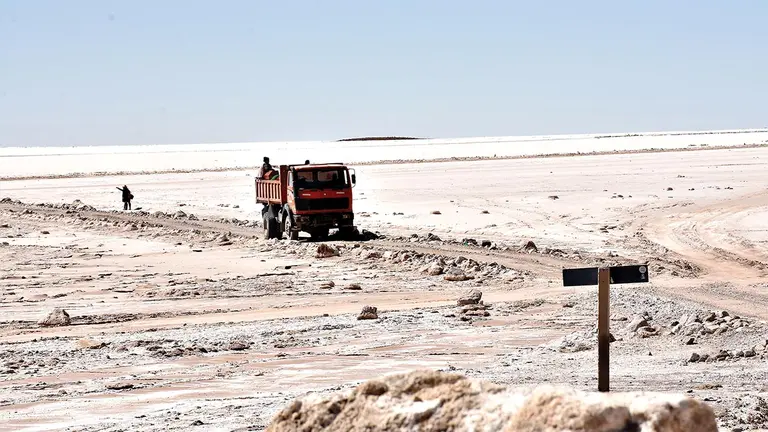 &Aacute;rea potencial de extracci&oacute;n de litio en Uyuni./ APG