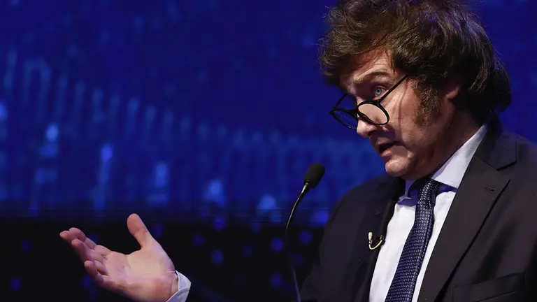 El candidato a la presidencia de Argentina por la fuerza pol&iacute;tica de ultraderecha La Libertad Avanza, Javier Milei, fue registrado el pasado 1 de octubre, en Santiago del Estero (Argentina). EFE