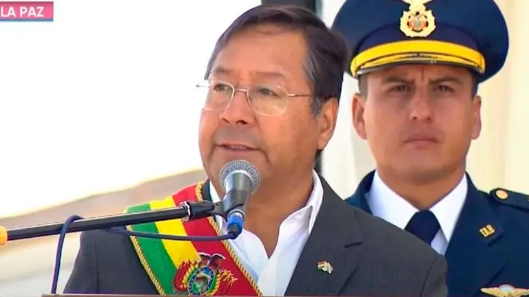 El presidente del Estado, Luis Arce, en los festejos de la FAB. CAPTURA BTV