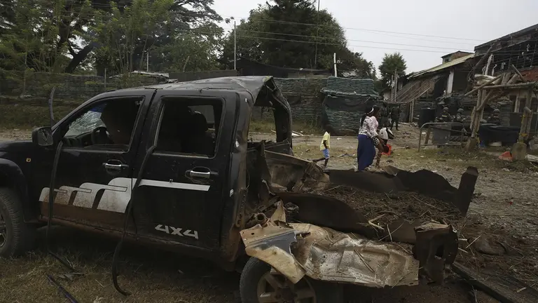 Fotograf&iacute;a de archivo del carro bomba denotado contra la estaci&oacute;n de polic&iacute;a, el 13 de agosto de 2023, en Timba, departamento del Cauca (Colombia). EFE