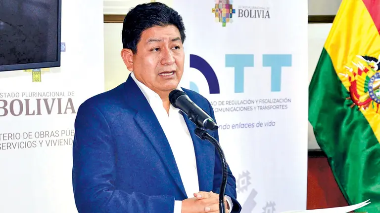 El ministro de Obras P&uacute;blicas, &Eacute;dgar Monta&ntilde;o./ ABI