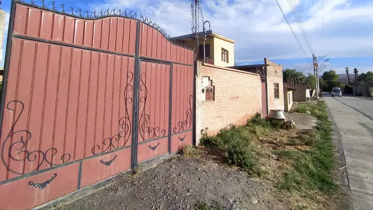 La casa donde se descubri&oacute; sin vida a una pareja. DICO SOL&Iacute;S