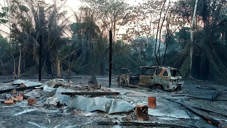 Una imagen registrada tras los incendios en San Buenaventura. APG