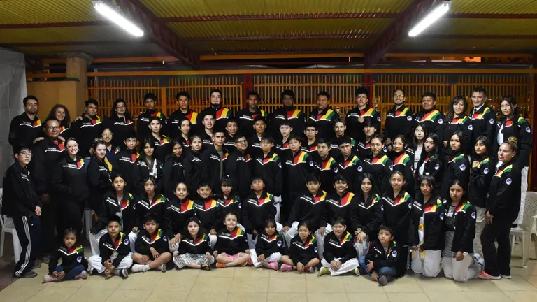 La delegaci&oacute;n cochabambina que ha partido rumbo a Chile, para competir en taekwondo. NO&Eacute; PORTUGAL