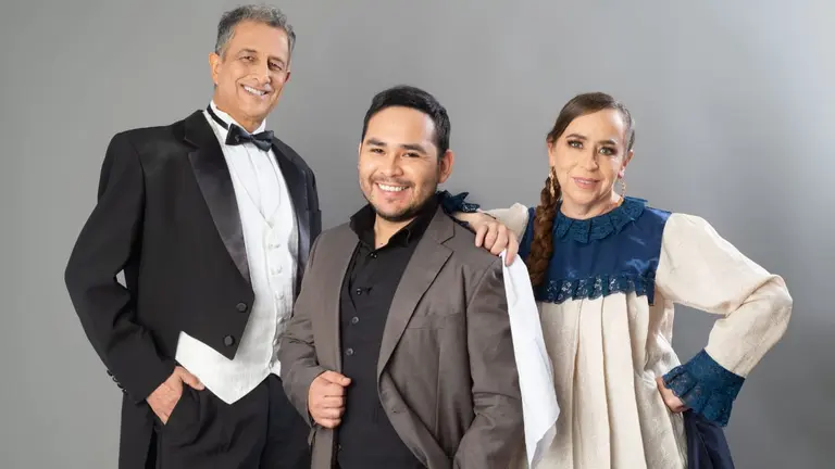 De izquierda a derecha: Emilio, Fabio y Ariana del Tr&iacute;o Apolo. Fotograf&iacute;a cedida