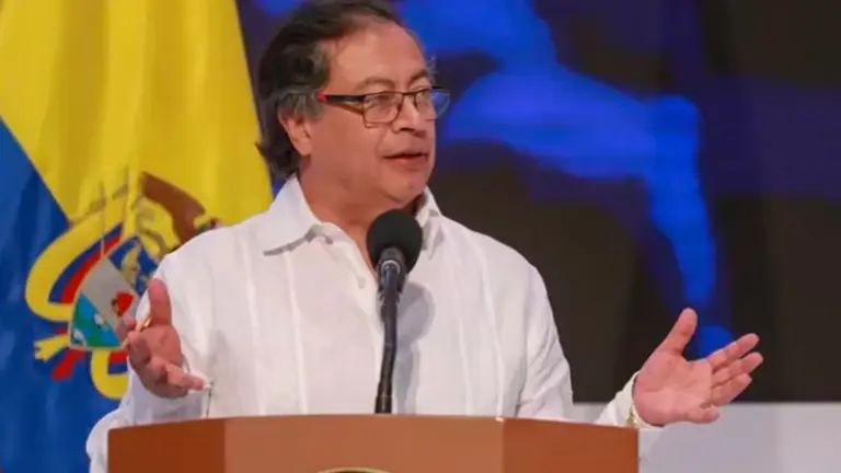 El presidente Petro sobre la determinaci&oacute;n  advirti&oacute;  sobre la determinaci&oacute;n de la Corte Constitucional. INFOPRESIDENCIA