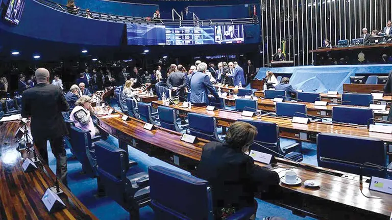 La sesi&oacute;n del Senado de Brasil en la que se aprob&oacute; el ingreso de Bolivia al Mercosur./ ABI