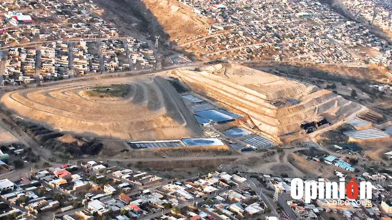 El relleno sanitario de K&rsquo;ara K&rsquo;ara, en el sur de la ciudad./ DICO SOL&Iacute;S