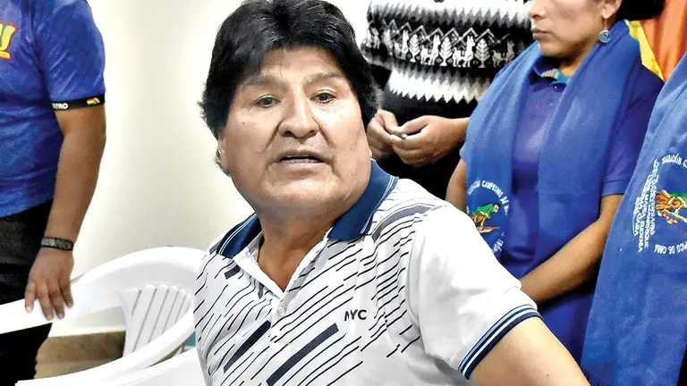 El jefe nacional del MAS,  Evo Morales, en conferencia./ DICO SOL&Iacute;S