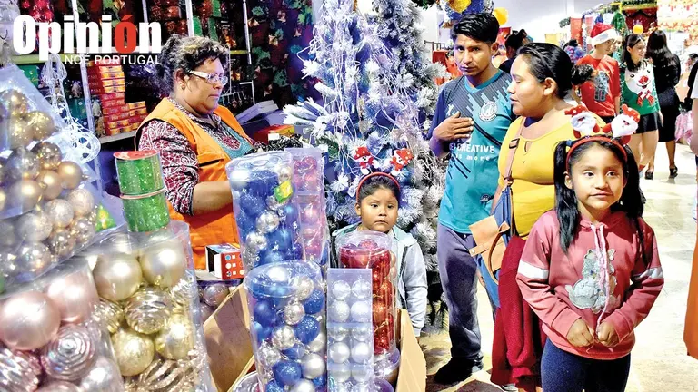 La inauguraci&oacute;n de la Feria Navide&ntilde;a en la FEXCO, este 4 de diciembre./ NO&Eacute; PORTUGAL