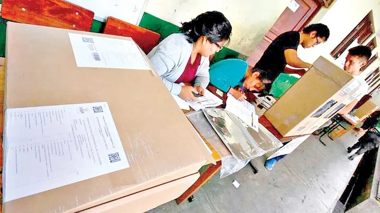 Mesas de sufragio de las &uacute;ltimas Elecciones Judiciales en Bolivia./ ARCHIVO