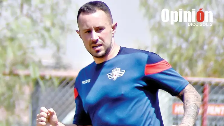 Rodrigo Amaral, durante un entrenamiento del Rojo./ DICO SOL&Iacute;S