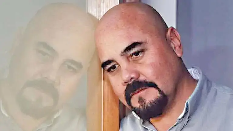 El cantautor Adri&aacute;n Barrenechea./ RRSS