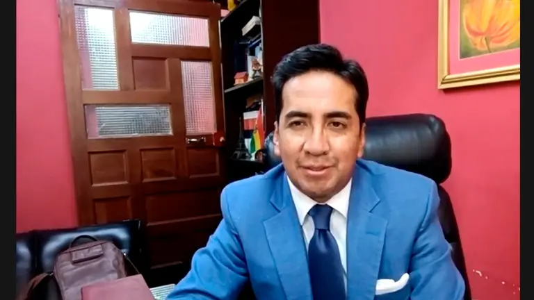 El analista pol&iacute;tico Williams Bascop&eacute; en Buena Noche. CAPTURA DE VIDEO