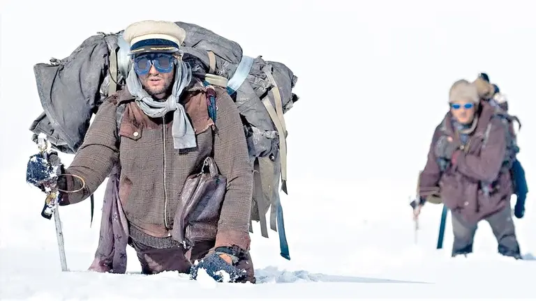 Una imagen de 'La sociedad de la nieve', de Juan Antonio Bayona./ EL PA&Iacute;S