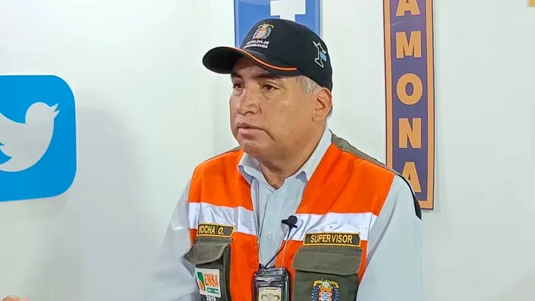 &Oacute;scar Rocha, responsable de Brigadas de Control de Aseo de EMSA./ CAPTURA DE VIDEO