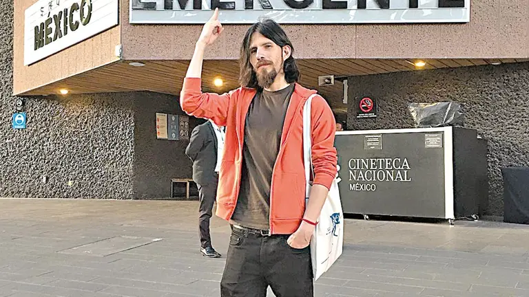 Una foto reciente del crítico Javier A. Rodríguez-Camacho./ FACEBOOK