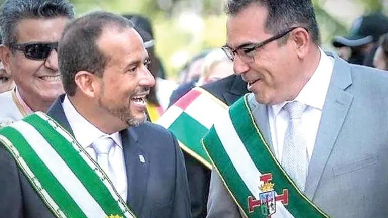 Luis Fernando Camacho y Mario Aguilera, m&aacute;ximas autoridades de Santa Cruz./ URGENTE.BO