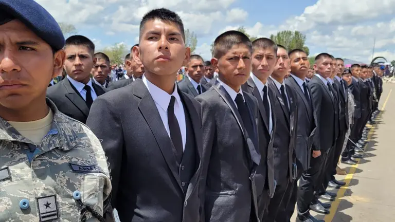 M&aacute;s de 20.000 soldados y marineros fueron licenciados del Servicio Militar Obligatorio./ Foto: Min. Defensa
