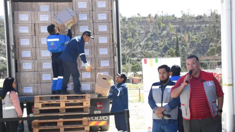 Material censal rumbo a Oruro. APG