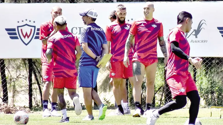 Una pr&aacute;ctica, que el Rojo llev&oacute; adelante en Alalay./ DICO SOL&Iacute;S