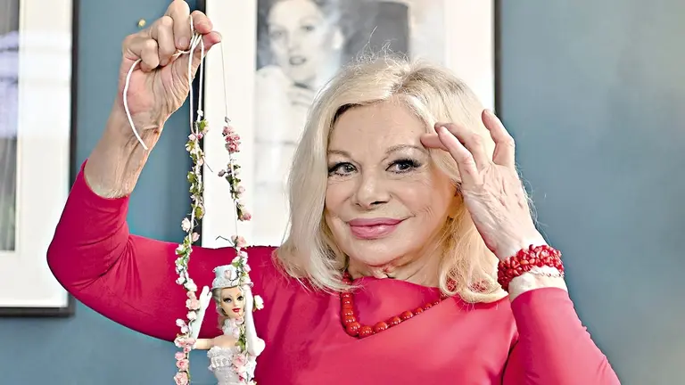 La actriz originaria de T&uacute;nez Sandra Milo, durante una actuaci&oacute;n./ EL ESPECTADOR