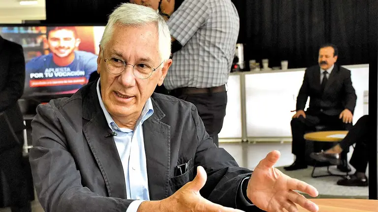 El expresidente de Bolivia Eduardo Rodríguez Veltzé en entrevista con OPINIÓN./ NOÉ PORTUGAL