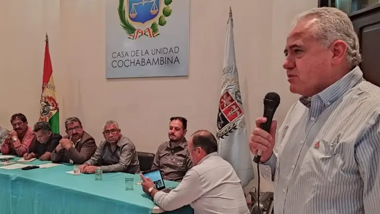 Asamblea de la Cochabambinidad. DICO SOL&Iacute;S