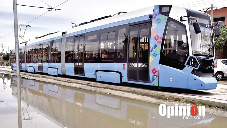 El Tren metropolitano de Cochabamba./ DICO SOL&Iacute;S