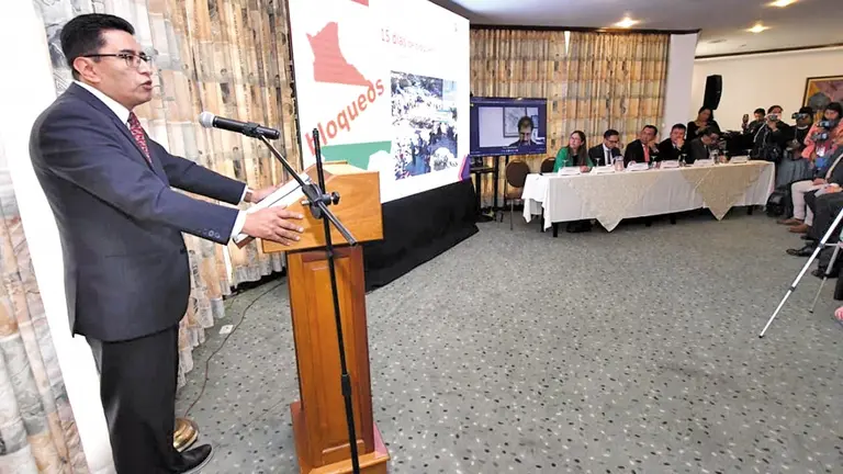 La presentaci&oacute;n del proyecto de ley que busca sancionar con c&aacute;rcel a los bloqueadores./ CNI