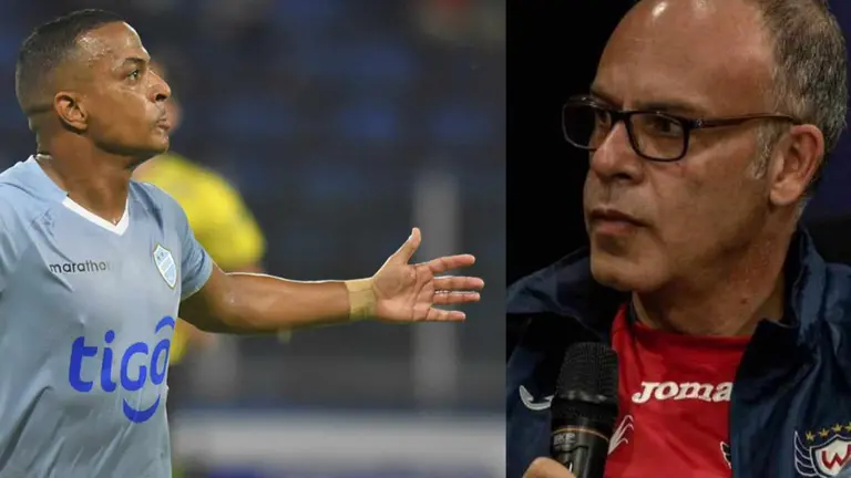 Serginho, jugaador de Aurora. Del lado derecho, el vicepresidente de Wilster, Yuri Gil.