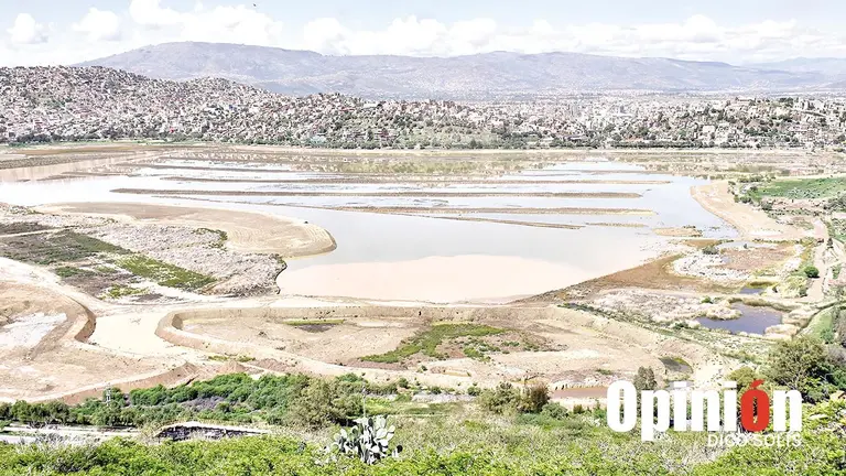 Una vista panor&aacute;mica del caudal de Alalay./ DICO SOL&Iacute;S