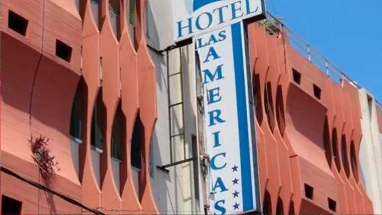 Fachada del Hotel Las Am&eacute;ricas en Santa Cruz. ARCHIVO