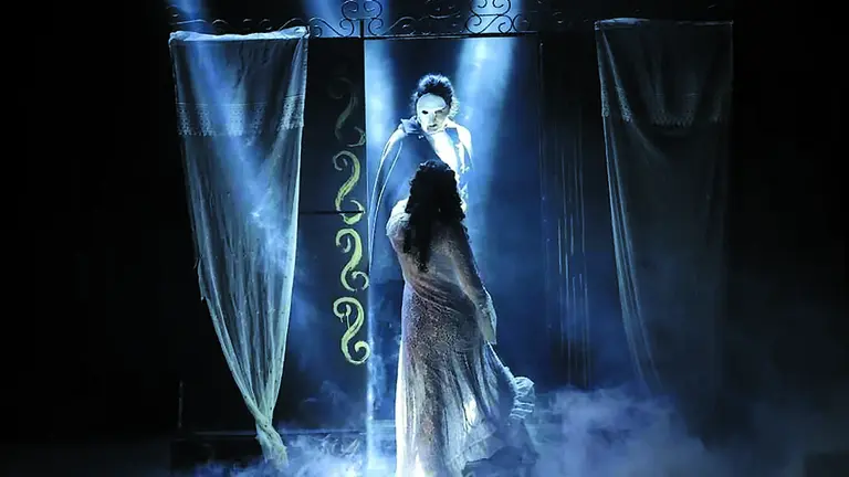 Una escena de la obra "El fantasma de la &oacute;pera"./ ALBERTO SCHWARTZBERG