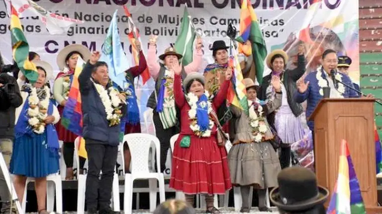 Arce y Choquehuanca en la inauguración del Segundo Ampliado de la Confederación Nacional de Mujeres Campesinas Indígenas Originarias de Bolivia./ OXIGENO.BO