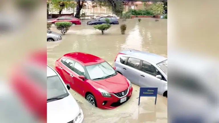 Calles inundadas en La Paz./ URGENTE.BO