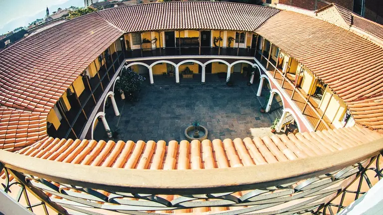 Una vista panor&aacute;mica de la Casona Santiv&aacute;&ntilde;ez, ahora patrimonio de Cochabamba./ GAM COCHABAMBA