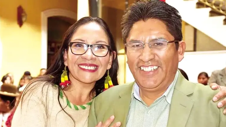 F&eacute;lix Patzi (d) y su exesposa Mar&iacute;a Maziel Terrazas./ URGENTE.BO