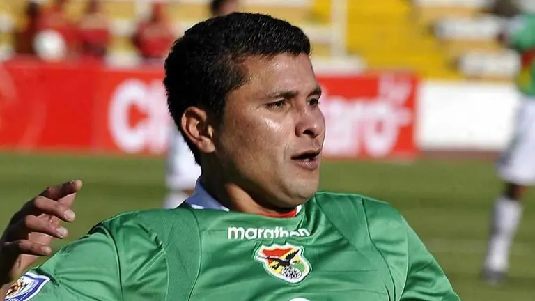 Joaquín Botero festejando uno de sus goles a Argentina en 2009. Conmebol.com