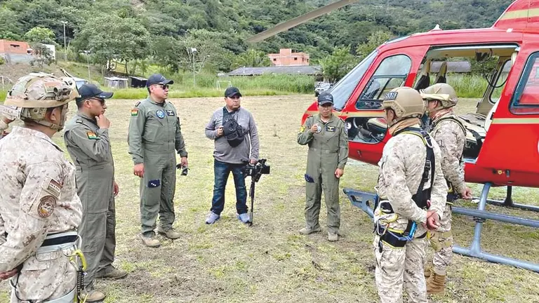 Continúa la búsqueda de Odalys en Los Yungas de La Paz./ FUERZA ÁEREA BOLIVIANA